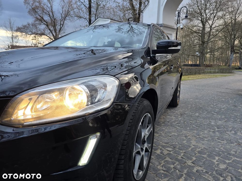 Volvo XC 60 D3 Drive-E Ocean Race - 9