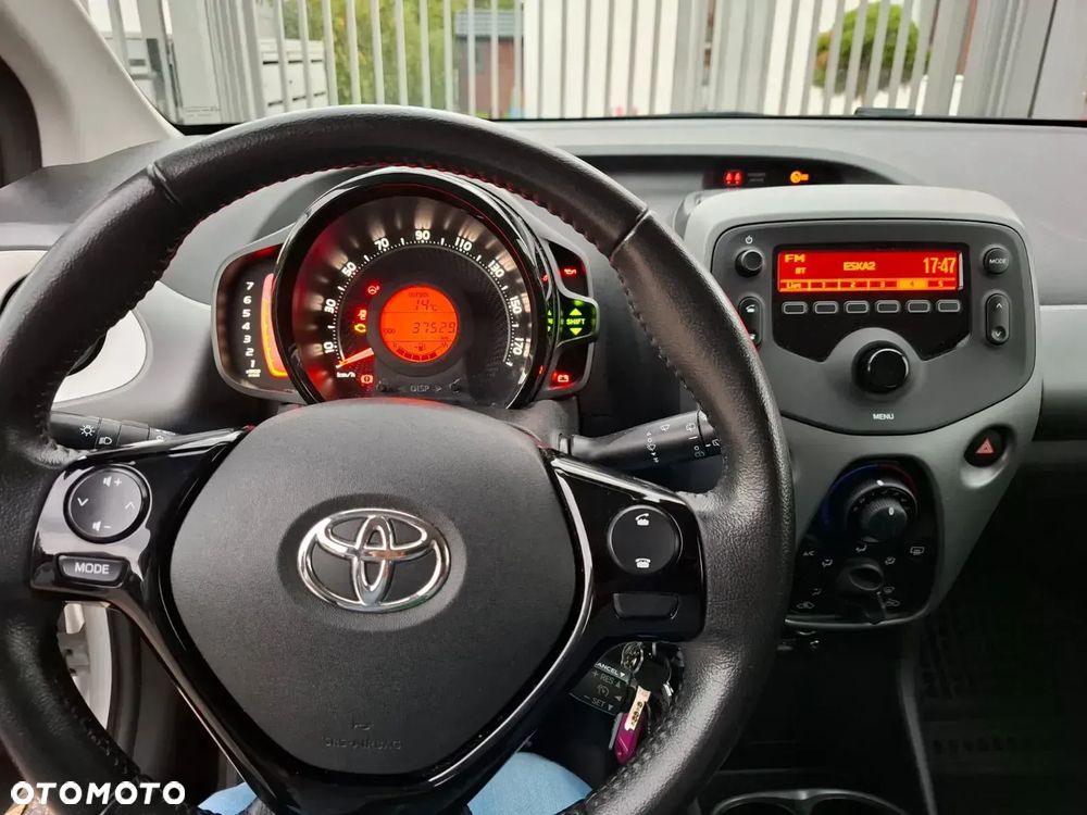 Toyota Aygo 1.0 VVT-i Color Edition - 22