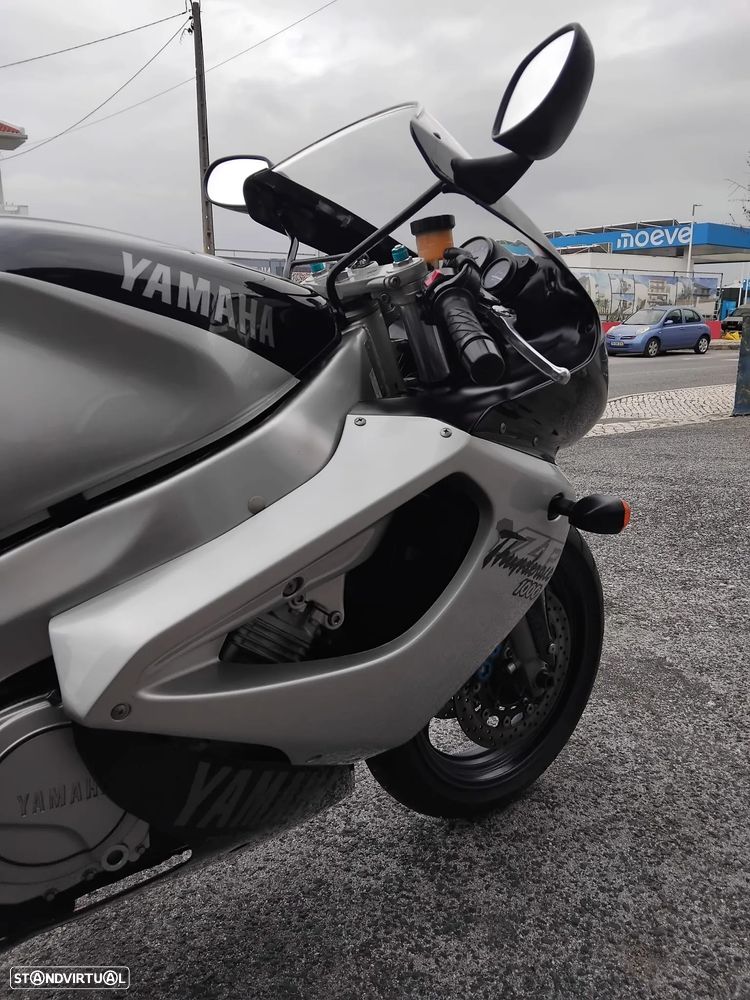 Yamaha Thunderace - 4