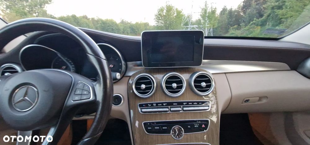 Mercedes-Benz Klasa C 220 (BlueTEC) d 7G-TRONIC - 19