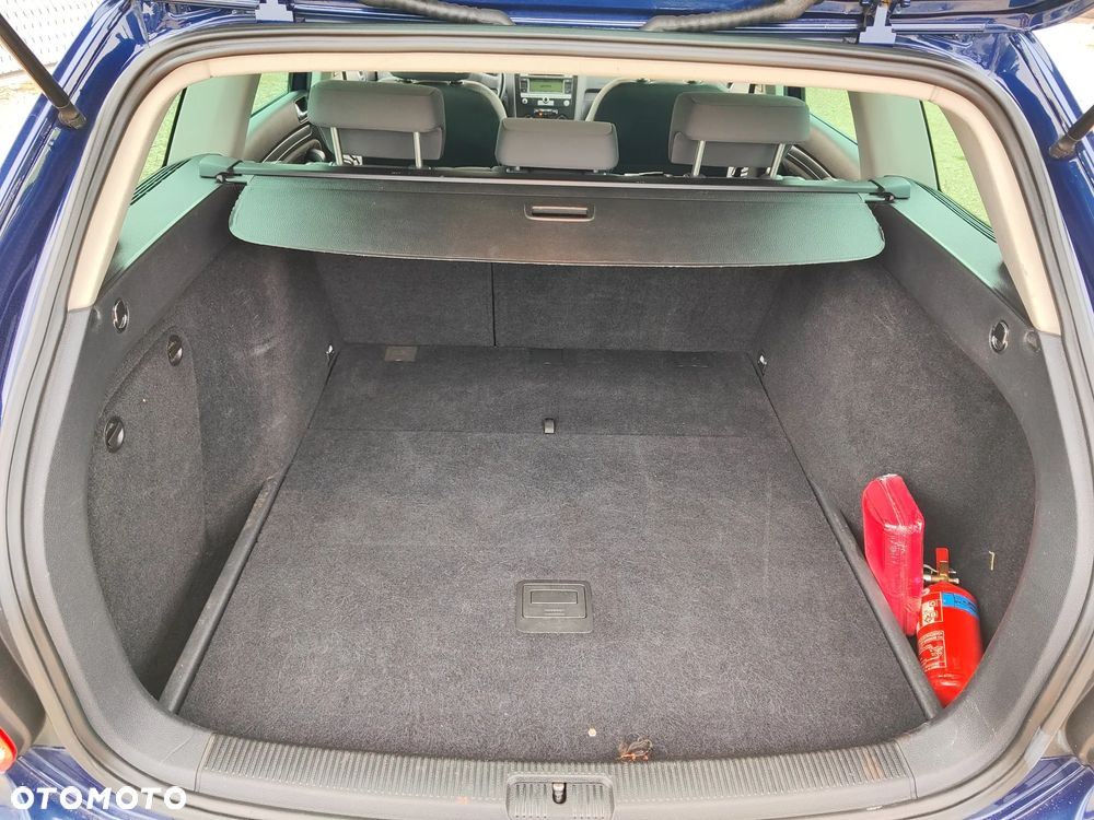 Volkswagen Golf V 1.9 TDI Comfortline - 15