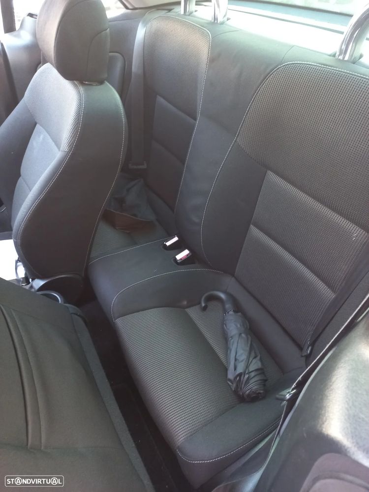 Peugeot 207 CC 1.6 HDi FAP Sport - 6