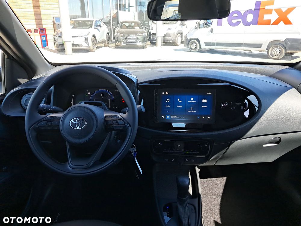 Toyota Aygo X Hybrid 1.5 Comfort e-CVT - 13