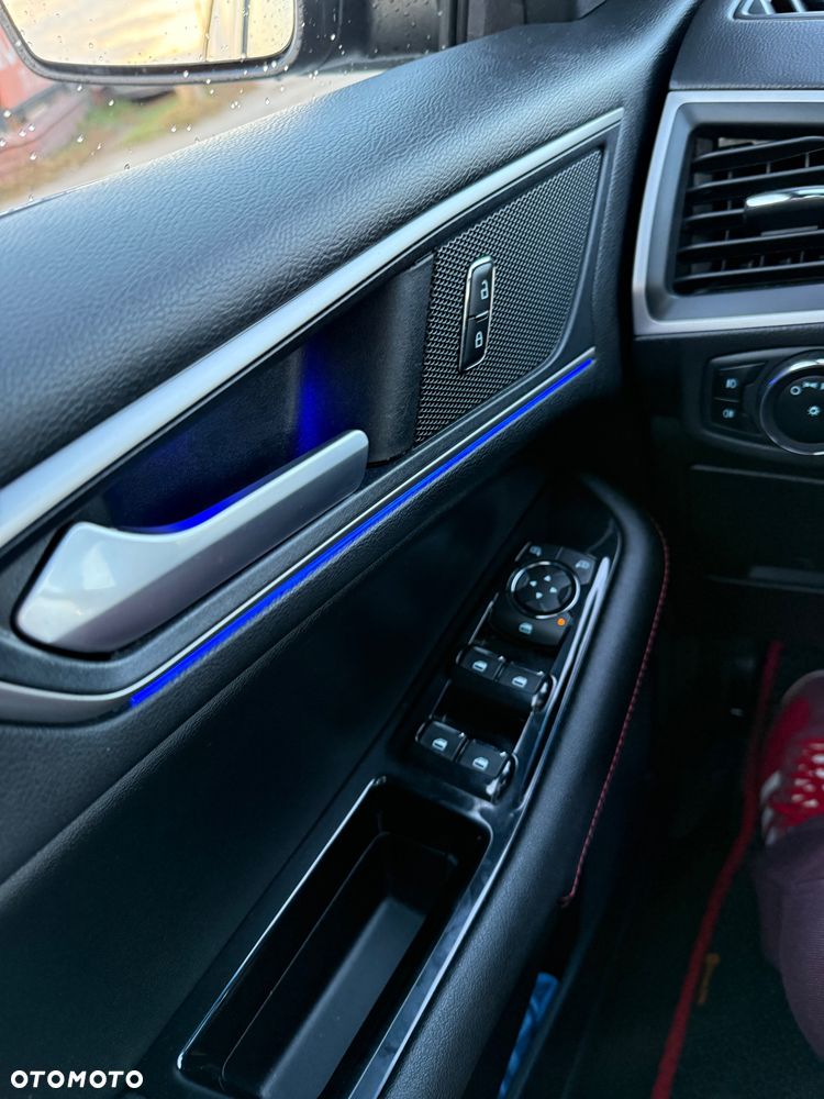 Ford Edge - 20
