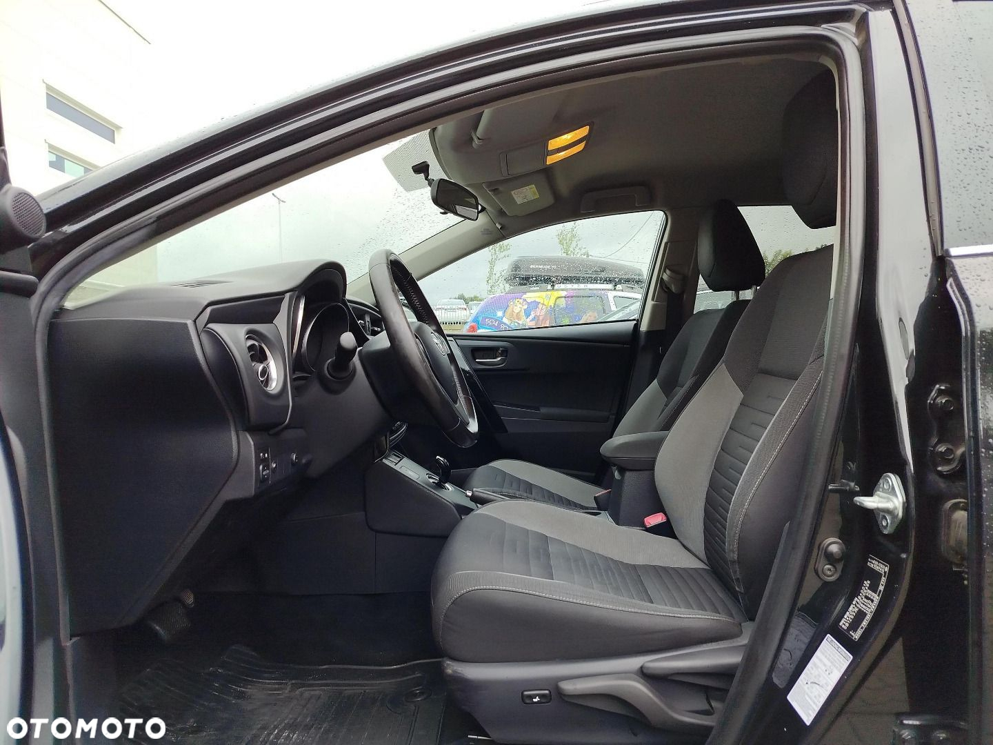 Toyota Auris - 9