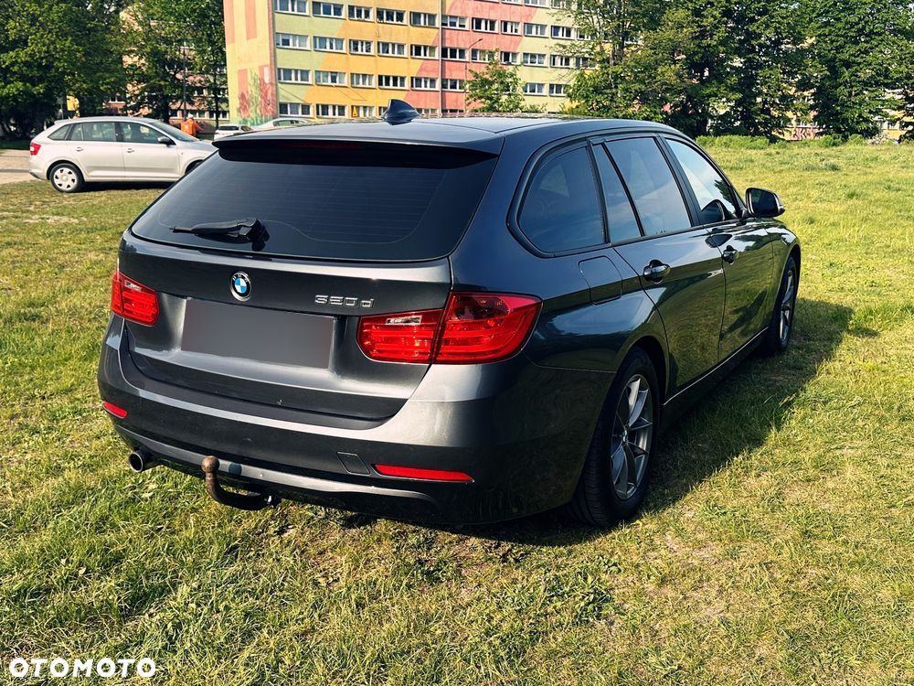 BMW Seria 3 320d - 16
