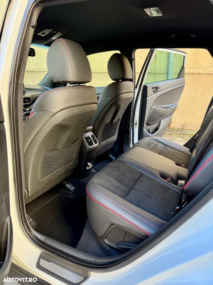 Hyundai Tucson 1.6 CRDi 48V-Hybrid 2WD DCT N Line - 9