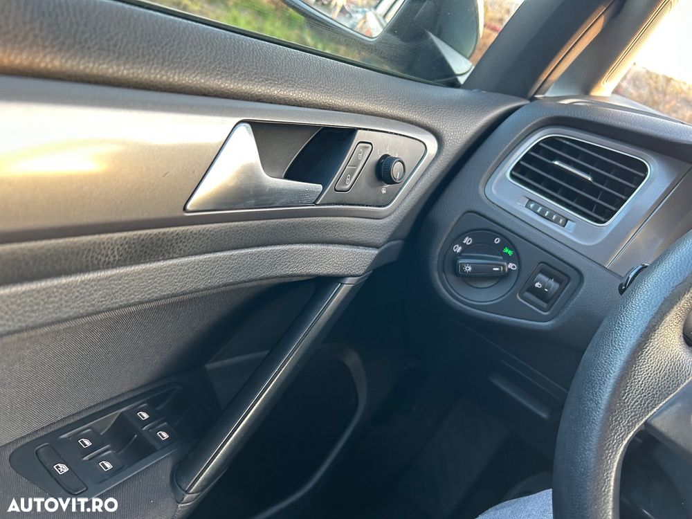 Volkswagen Golf 1.2 TSI BlueMotion Technology Trendline - 16