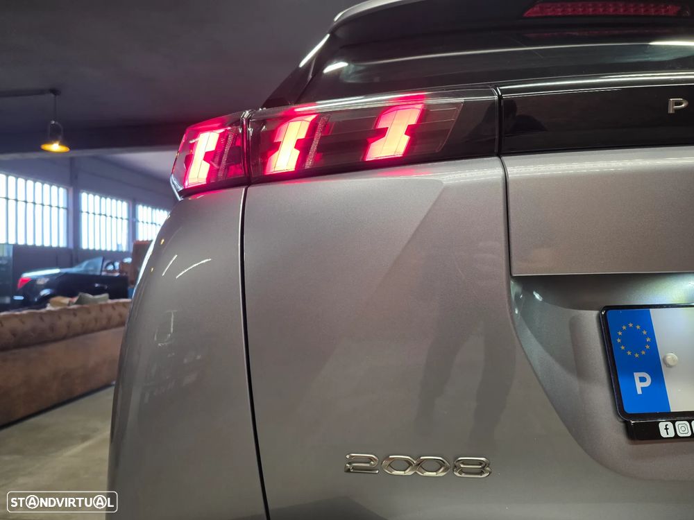 Peugeot 2008 BlueHDi 110 Active Pack - 37