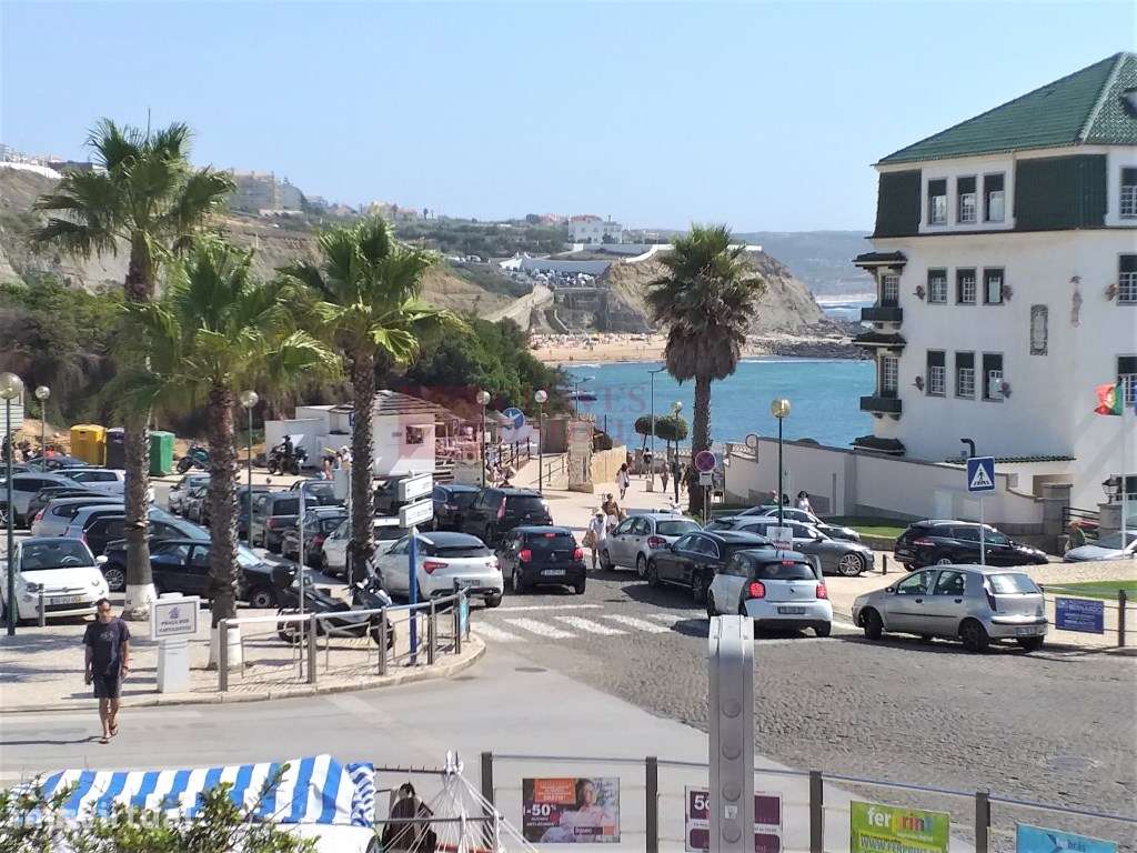 ERICEIRA - T1 mobilado - Centro Vila - a 50m da Praia do Sul - Grande imagem: 2/11