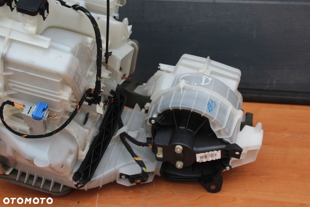 OBUDOWA NAGRZEWNICY BEZ KLIMATYZACJI OPEL CORSA D RX213239851 EUROPA - 2