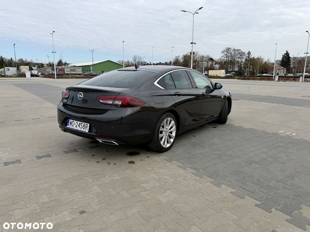 Opel Insignia 2.0 T Business Elegance S&S - 11