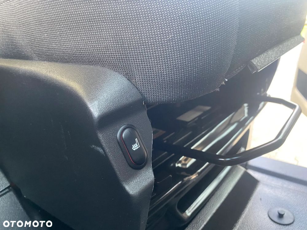 Ford TRANSIT CUSTOM - 29