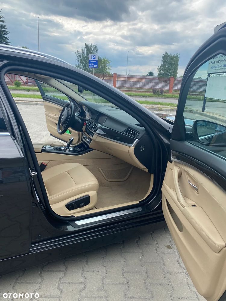 BMW Seria 5 520d Luxury Line - 10
