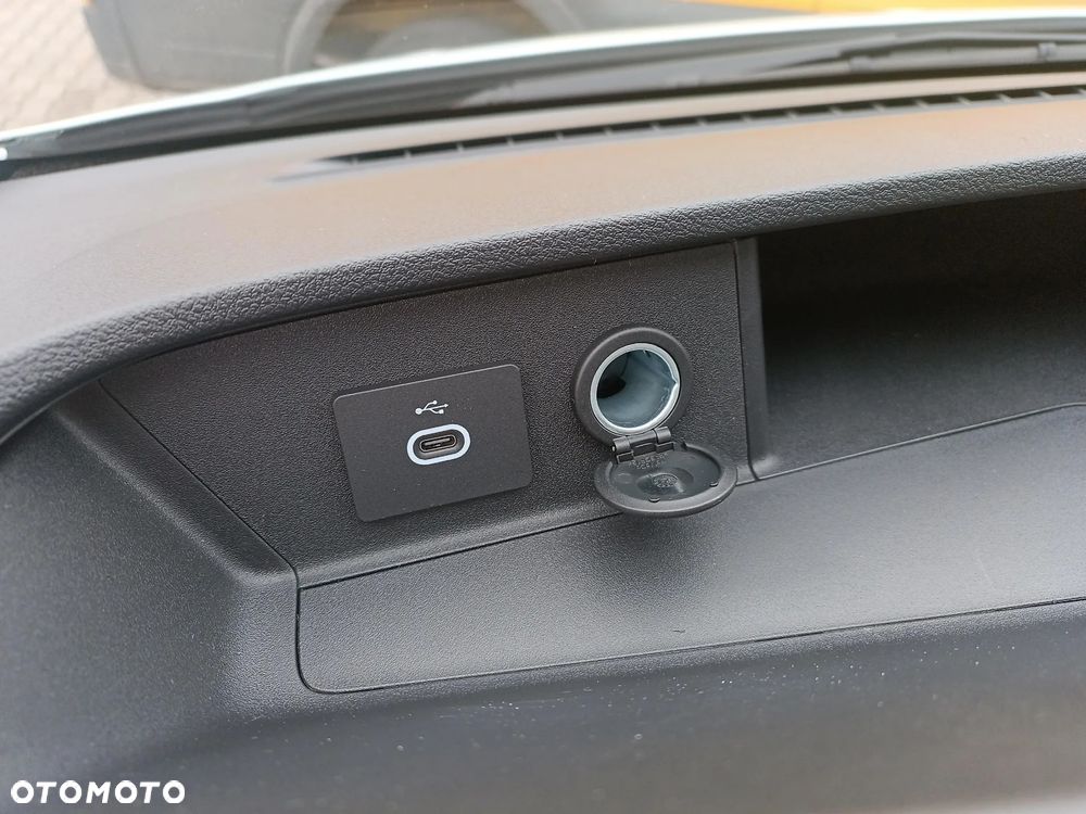 Ford Transit - 20