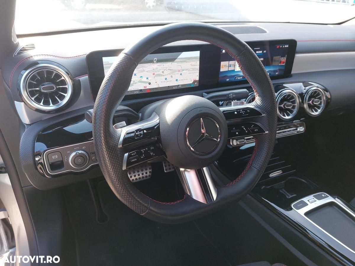 Mercedes-Benz CLA 200 MHEV Coupe - 9
