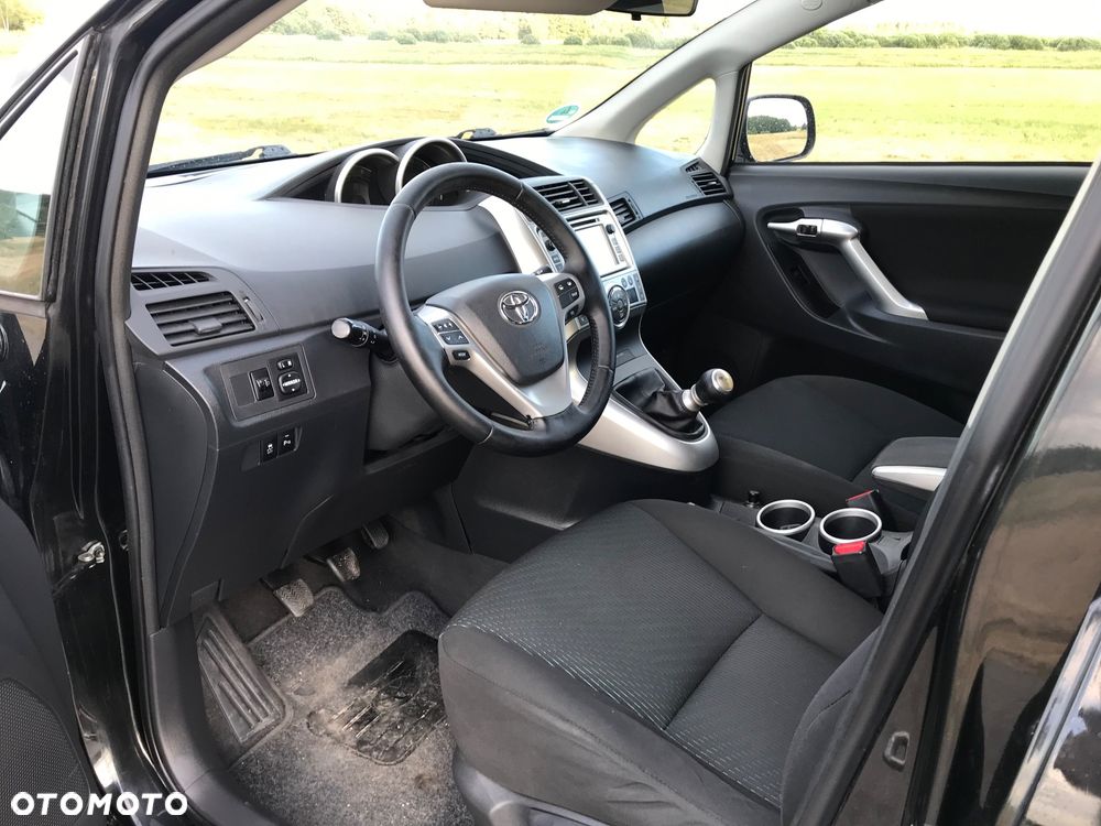Toyota Verso - 10