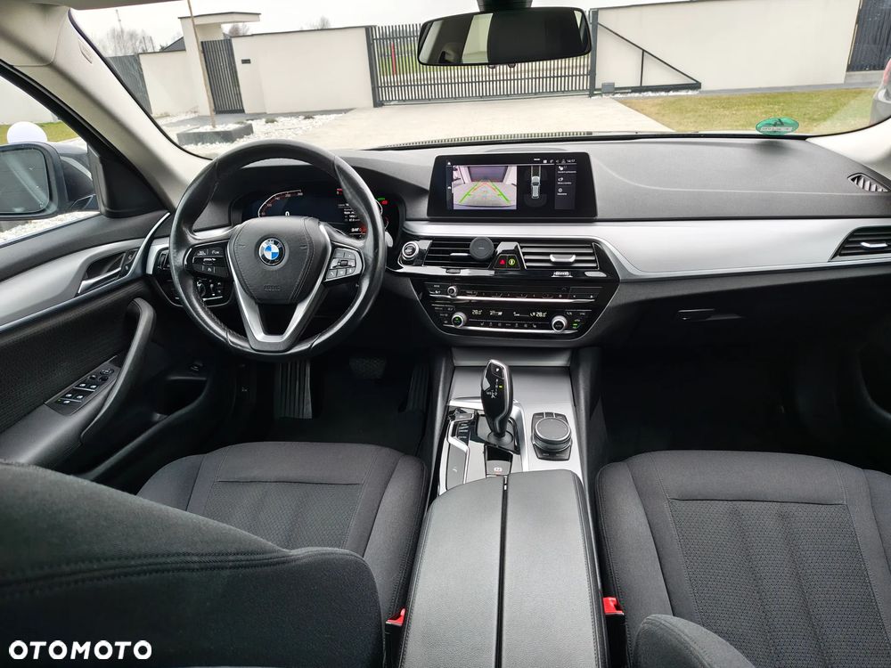 BMW Seria 5 520d - 10