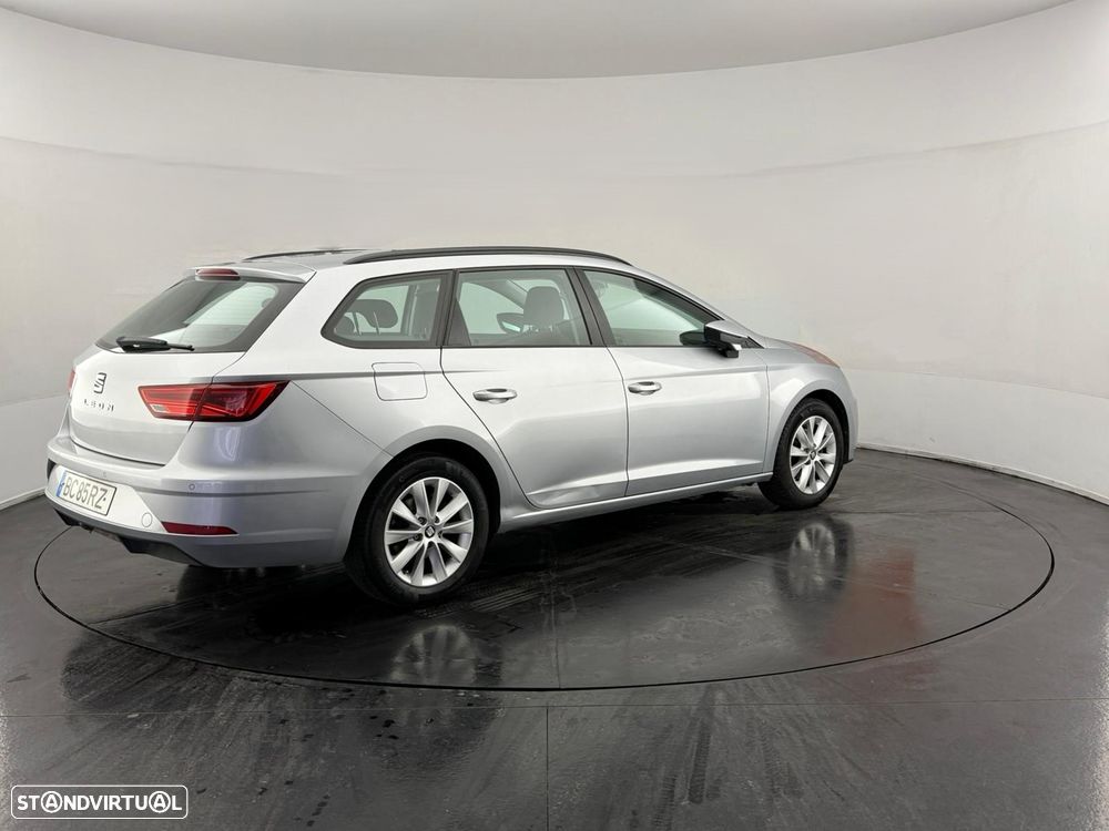 SEAT Leon ST 1.6 TDI S&S DSG Style - 4