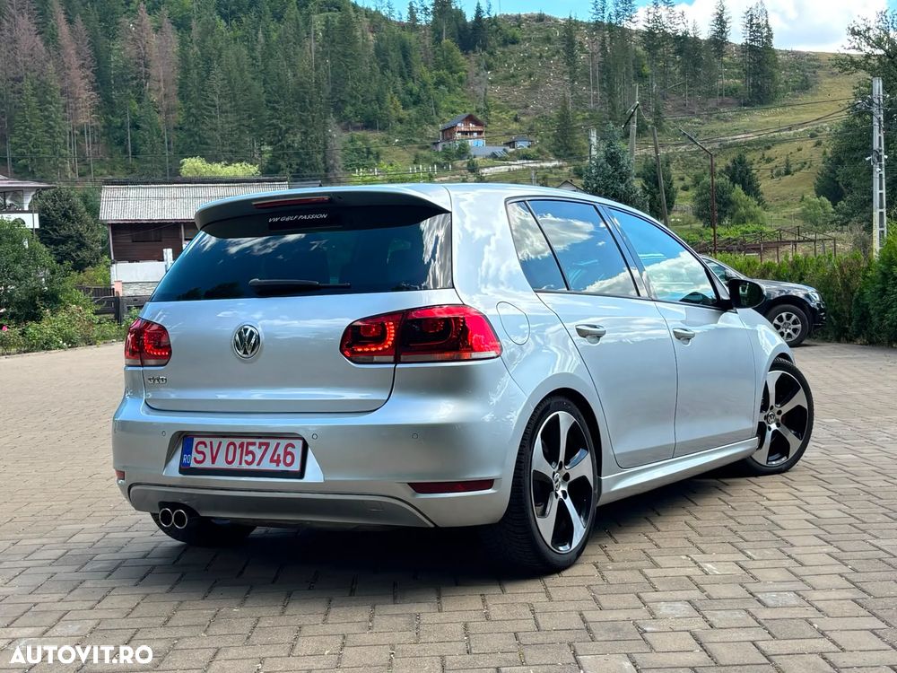 Volkswagen Golf 2.0 TDI DPF DSG GTD - 7