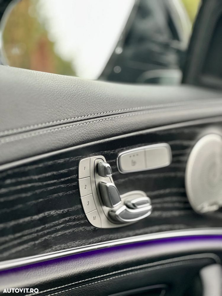 Mercedes-Benz E - 14