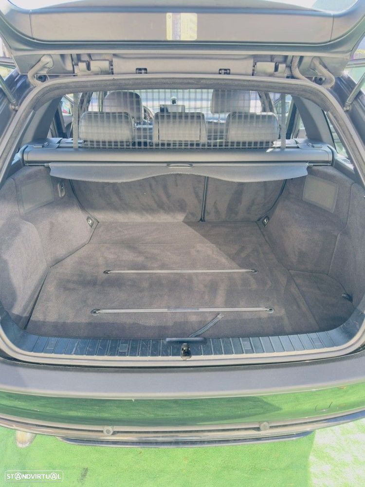 BMW 320 dA Sport - 13