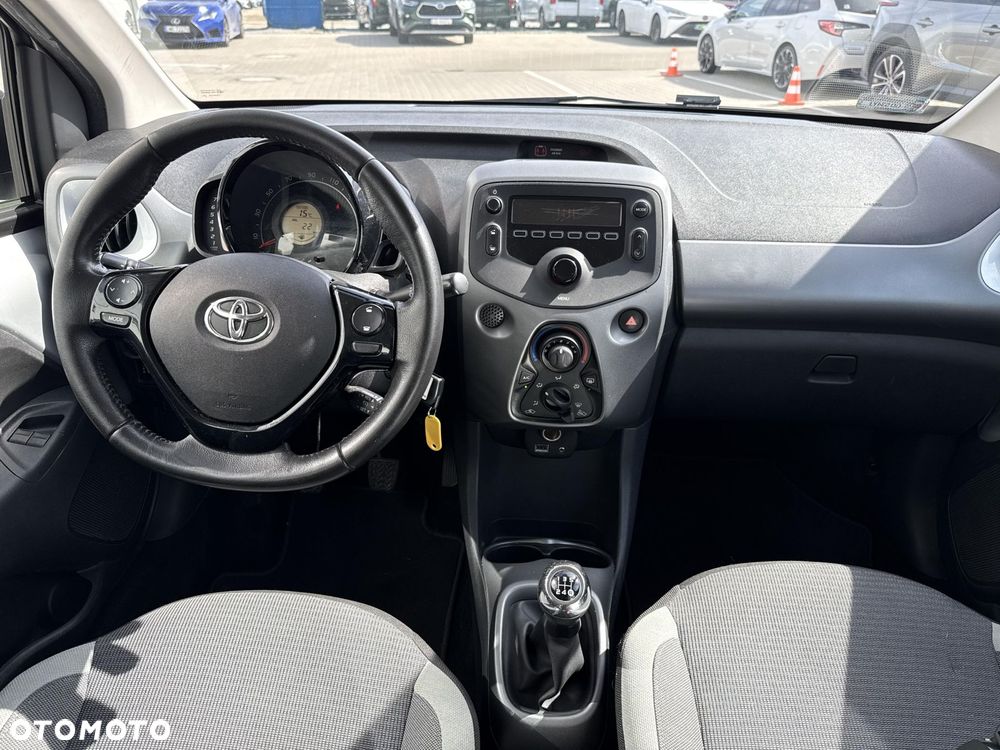 Toyota Aygo - 10