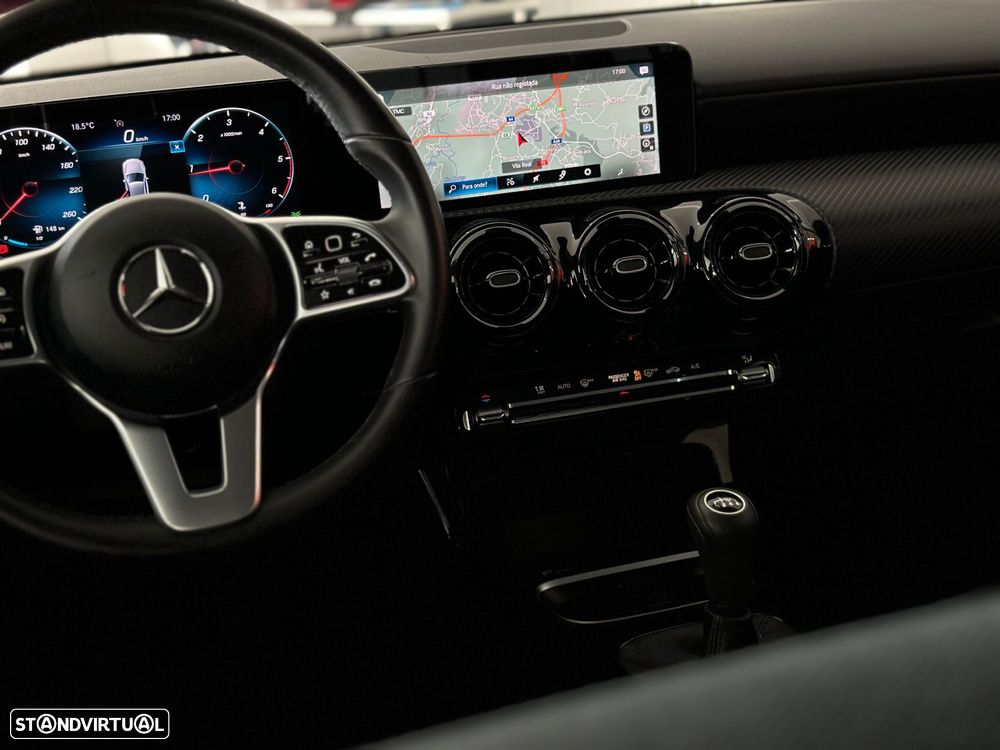 Mercedes-Benz A 180 d Style Plus - 35