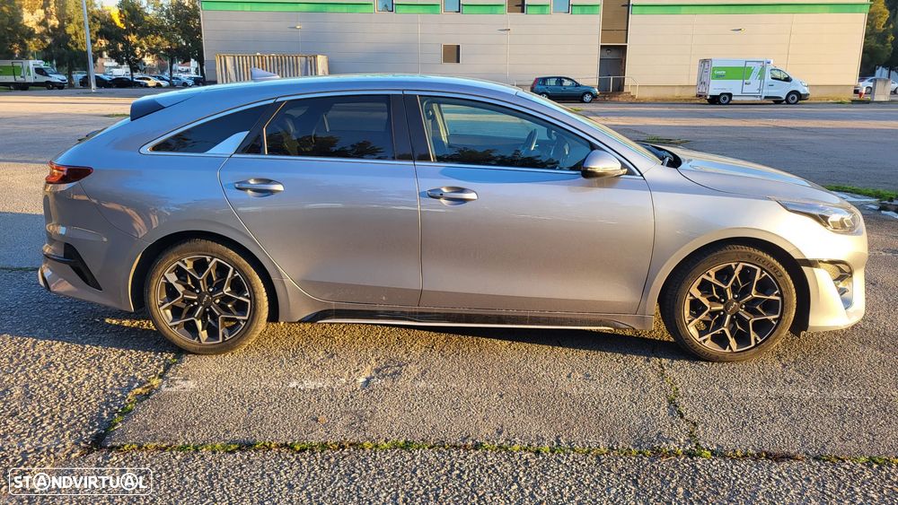 Kia ProCeed - 10