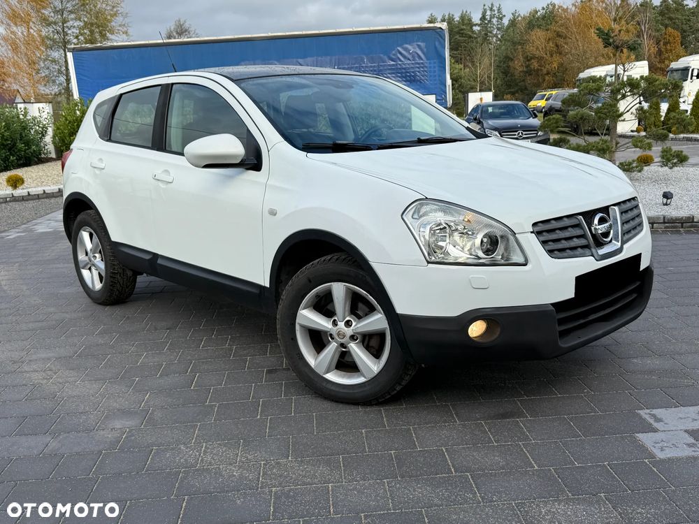 Nissan Qashqai 2.0 dCi 4x4 Tekna Premium - 4