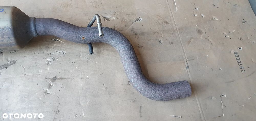 Tłumik środkowy wydech rura VW Passat B6 2.0 TDI 3C0253211E - 3