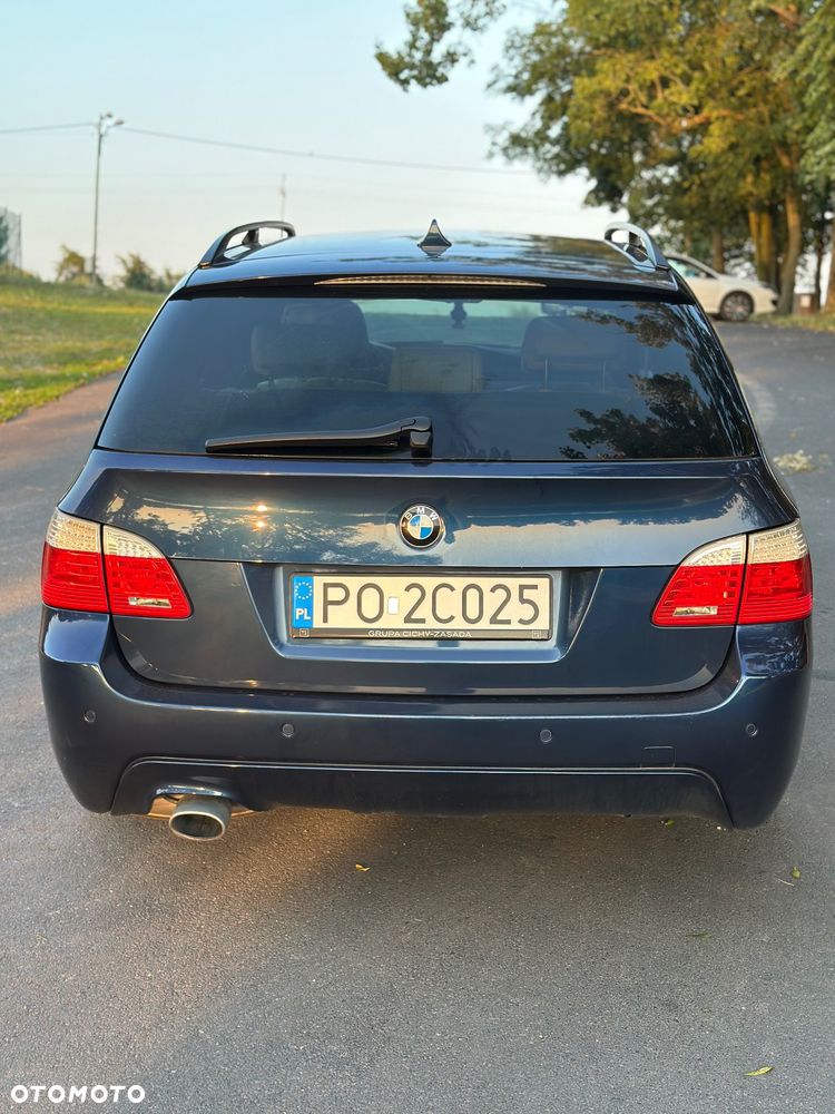 BMW 5 Series 2009 photo 4