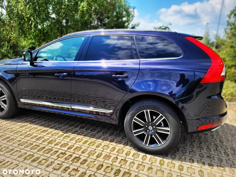 Volvo XC 60 - 6