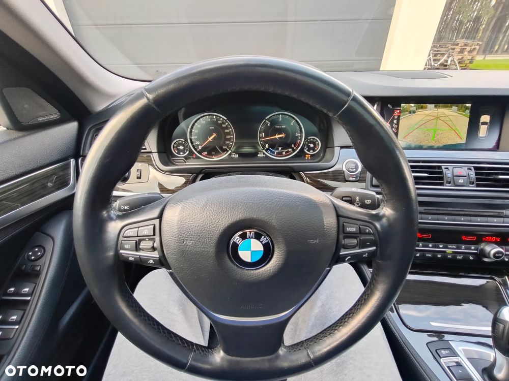 BMW Seria 5 530d xDrive Luxury Line - 33