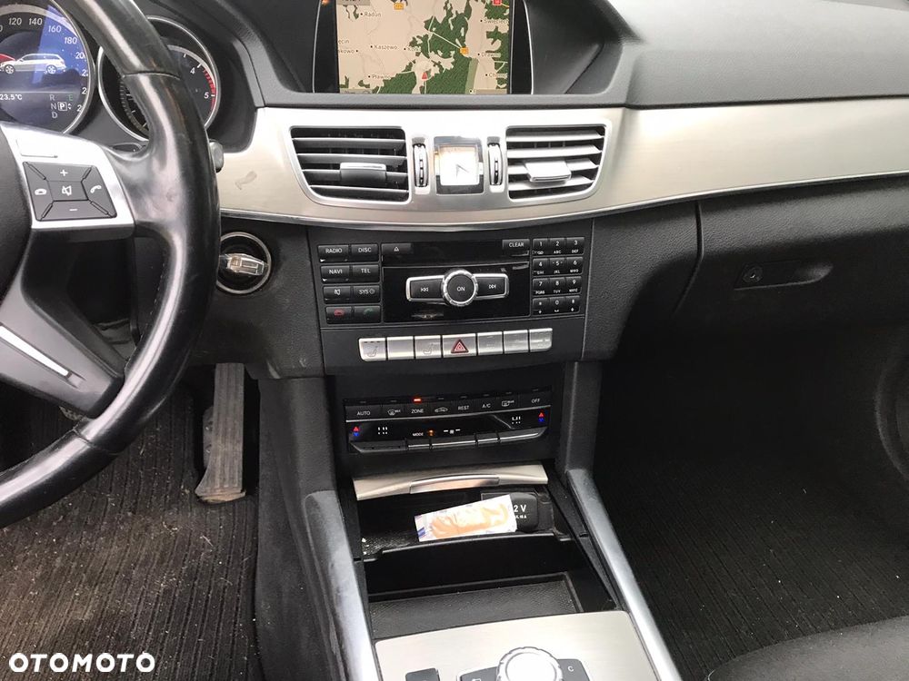 Mercedes-Benz Klasa E 220 BlueTEC 4-Matic Elegance - 10