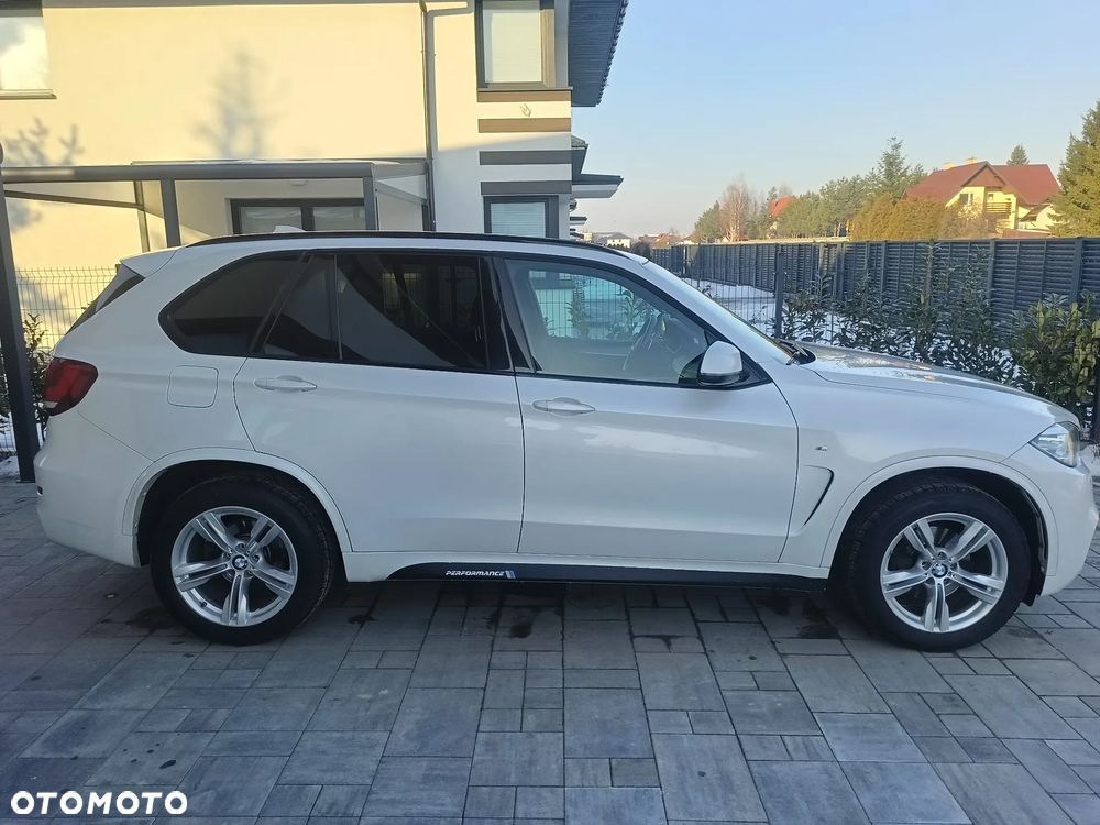 BMW X5 xDrive25d - 11