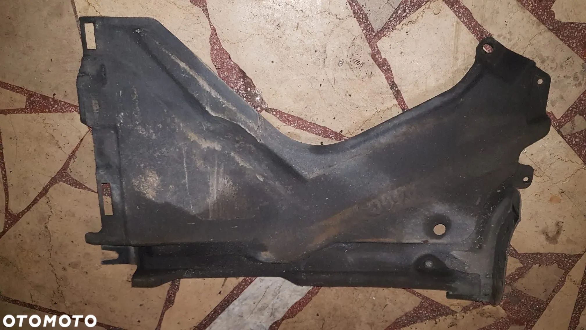 OSŁONA PODWOZIA PRAWY TYŁ 4G0825216 A AUDI A6 C7 - 1