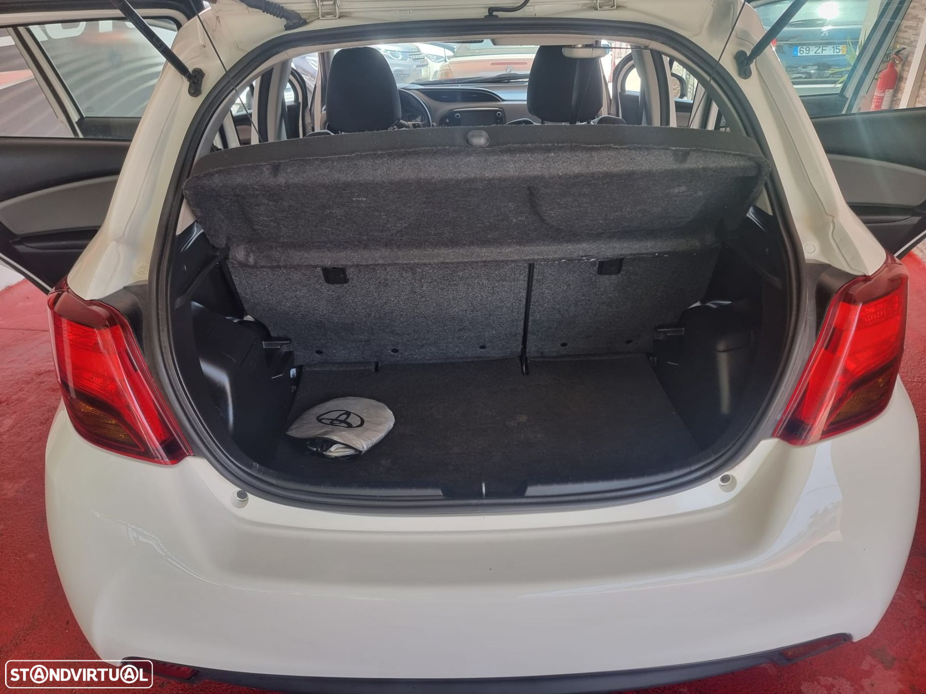 Toyota Yaris 1.4 D-4D ACtive+AC - 18