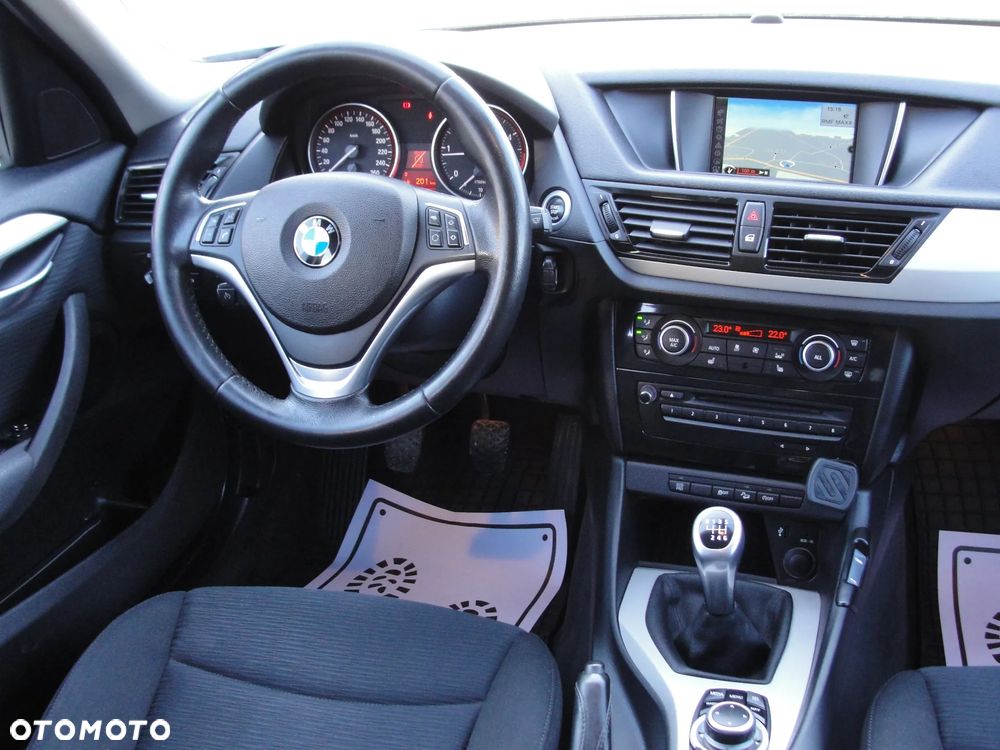 BMW X1 xDrive20d Sport Line - 5