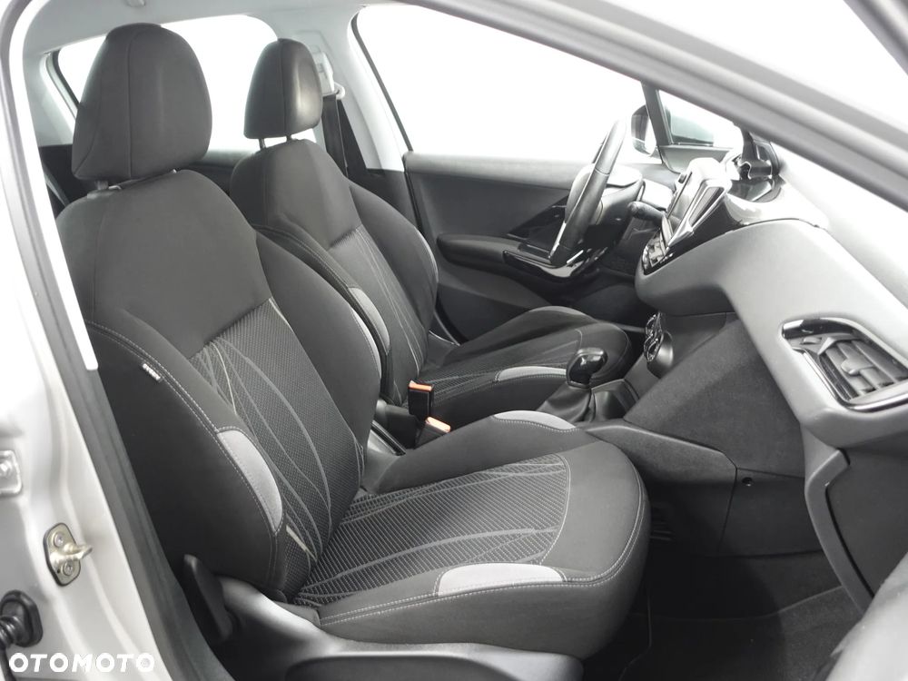 Peugeot 208 82 VTI Active - 25