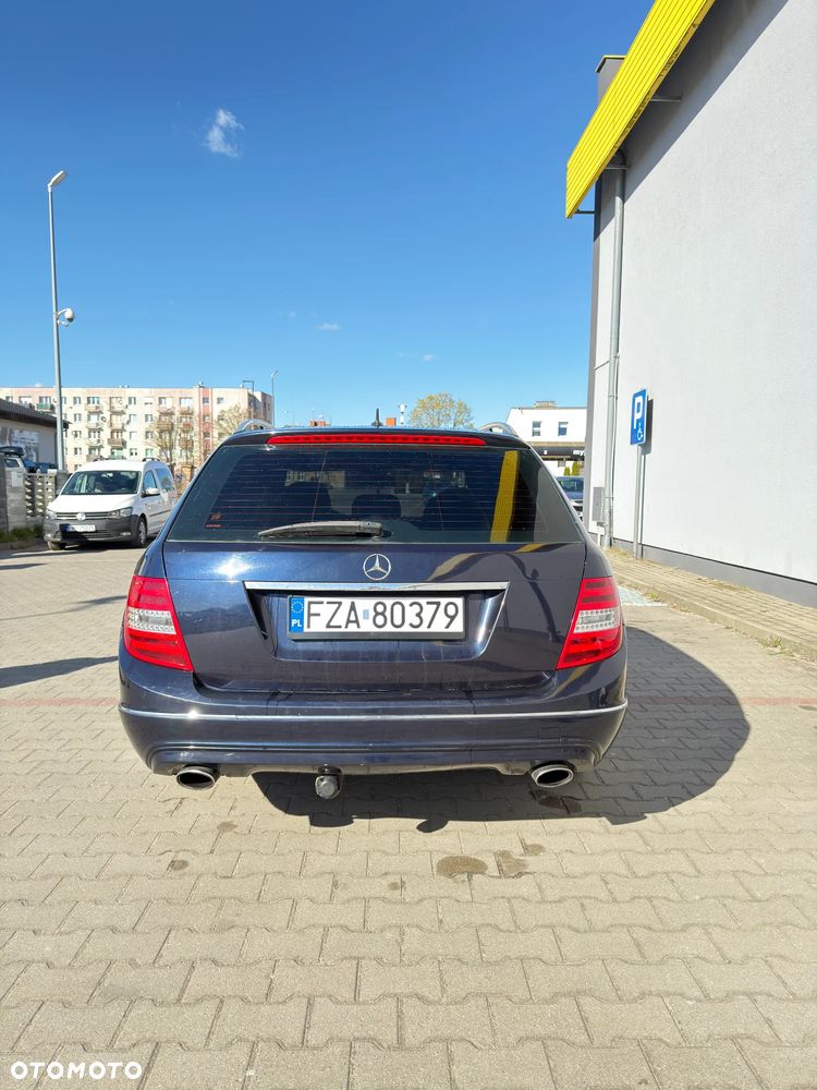 Mercedes-Benz Klasa C 350 CDI DPF (BlueEFFICIENCY) 7G-TRONIC Elegance - 6