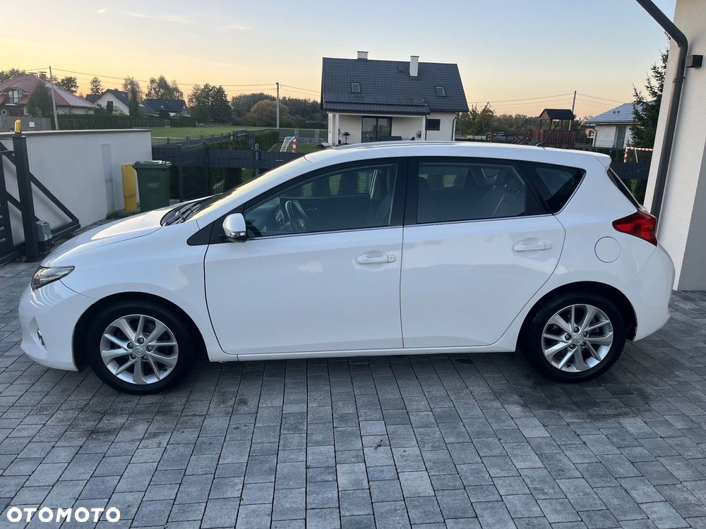 Toyota Auris - 3