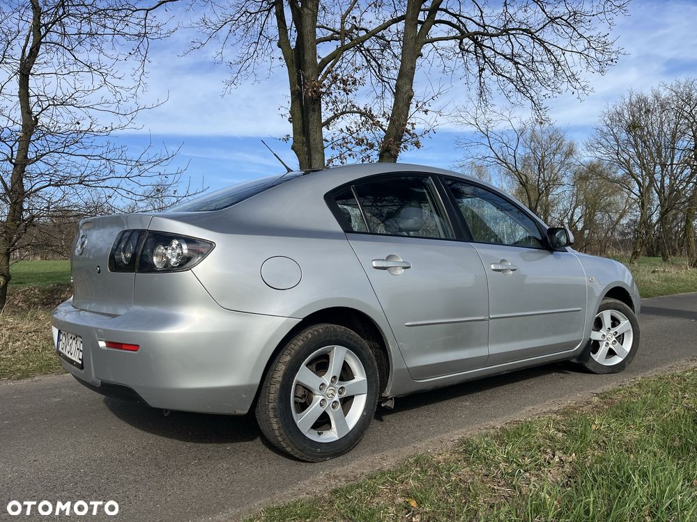 Mazda 3 2007 photo 4