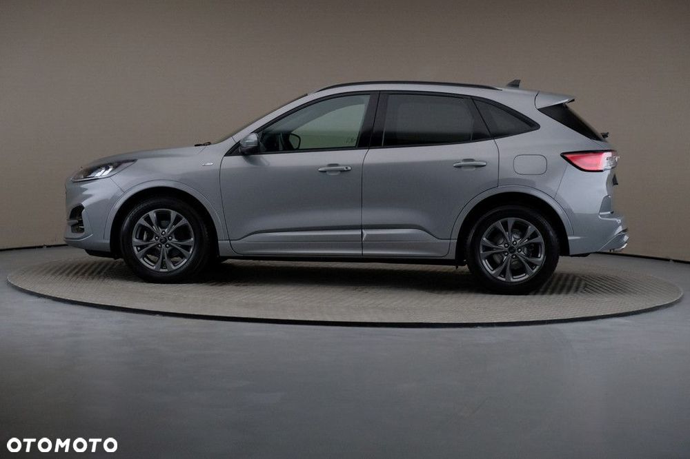 Ford Kuga - 4