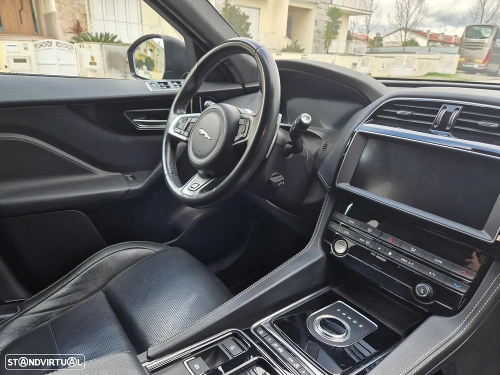 Jaguar F-Pace 2.0 i4D R-Sport Aut. - 8