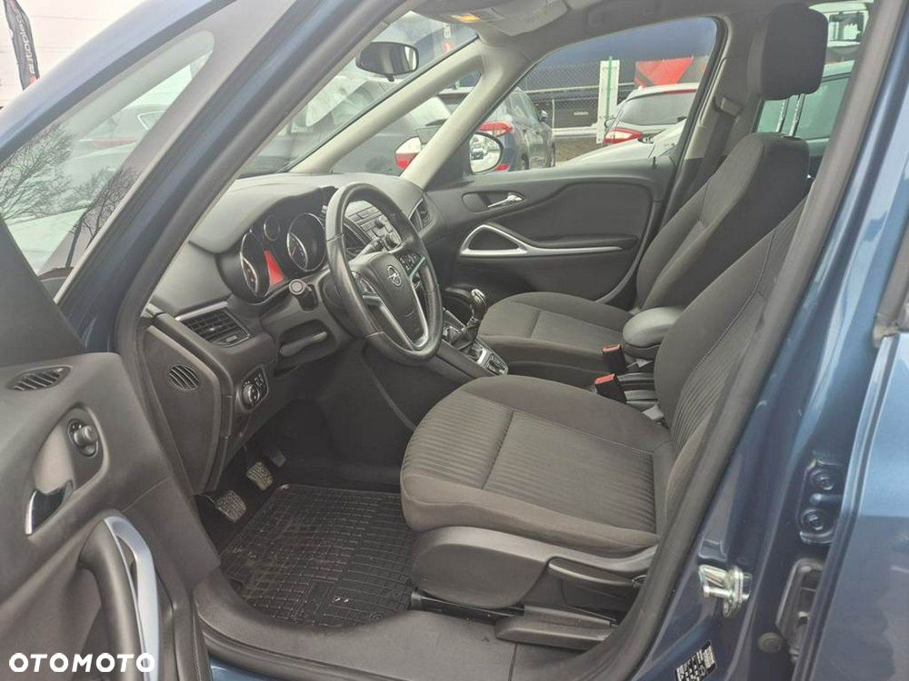Opel Zafira - 6