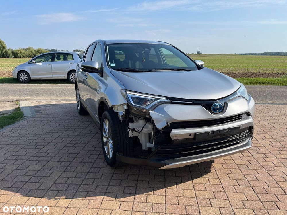 Toyota RAV4 - 4