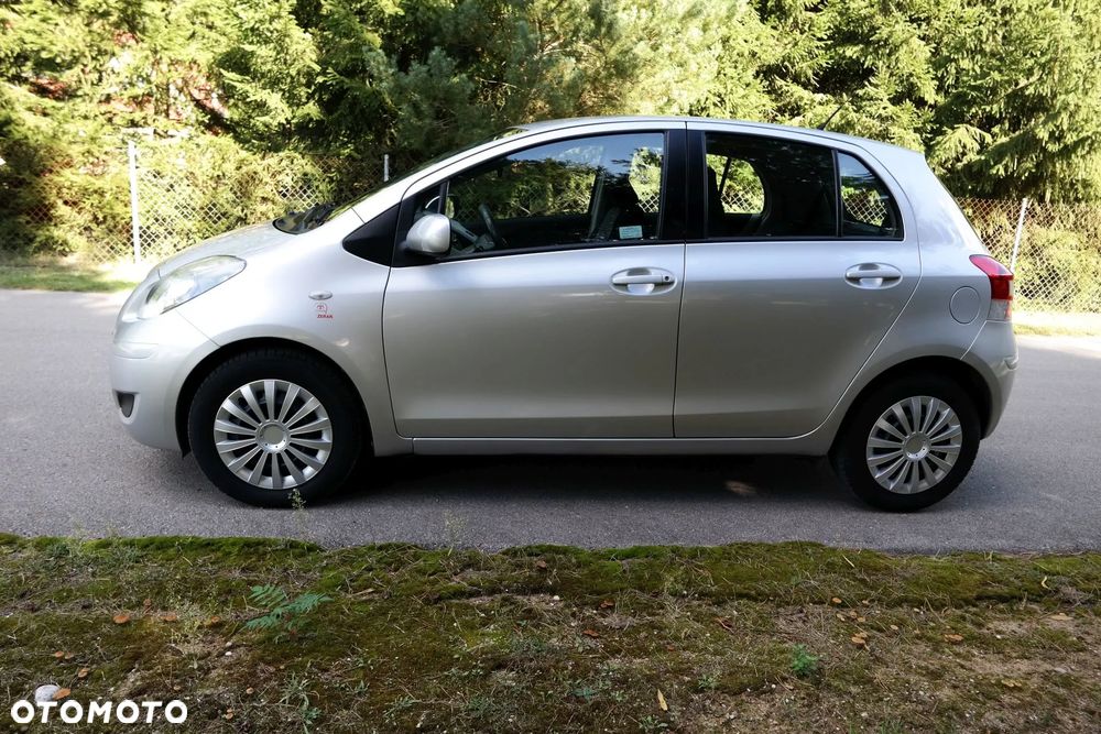 Toyota Yaris 1.33 Luna - 3