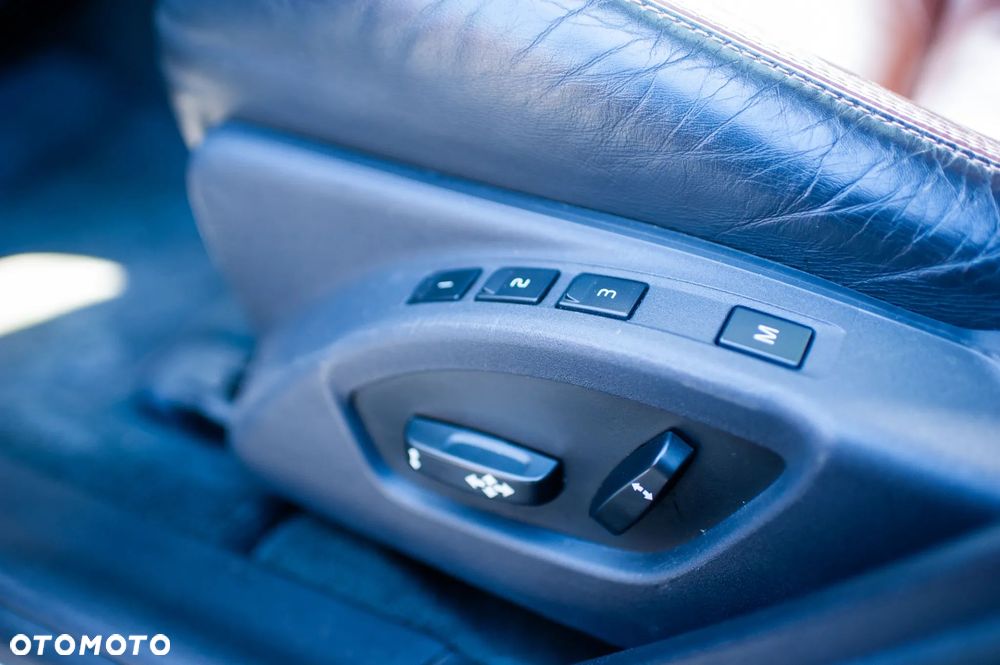 Volvo V60 T6 AWD Summum - 26