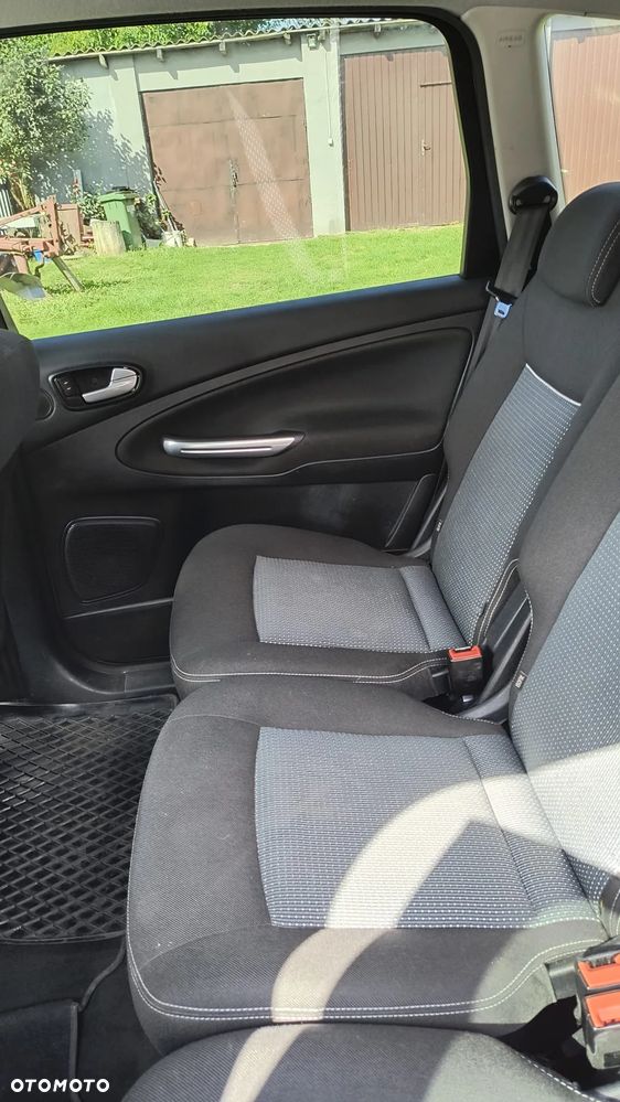 Ford S-Max 2.0 TDCi Titanium - 3